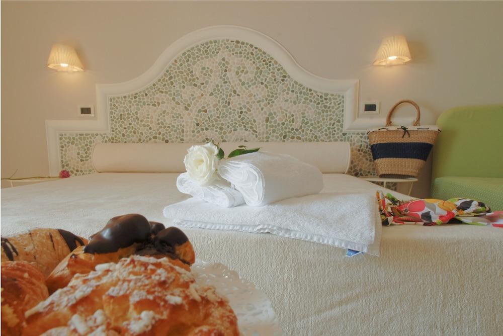 Hotel Dino San Benedetto del Tronto Extérieur photo