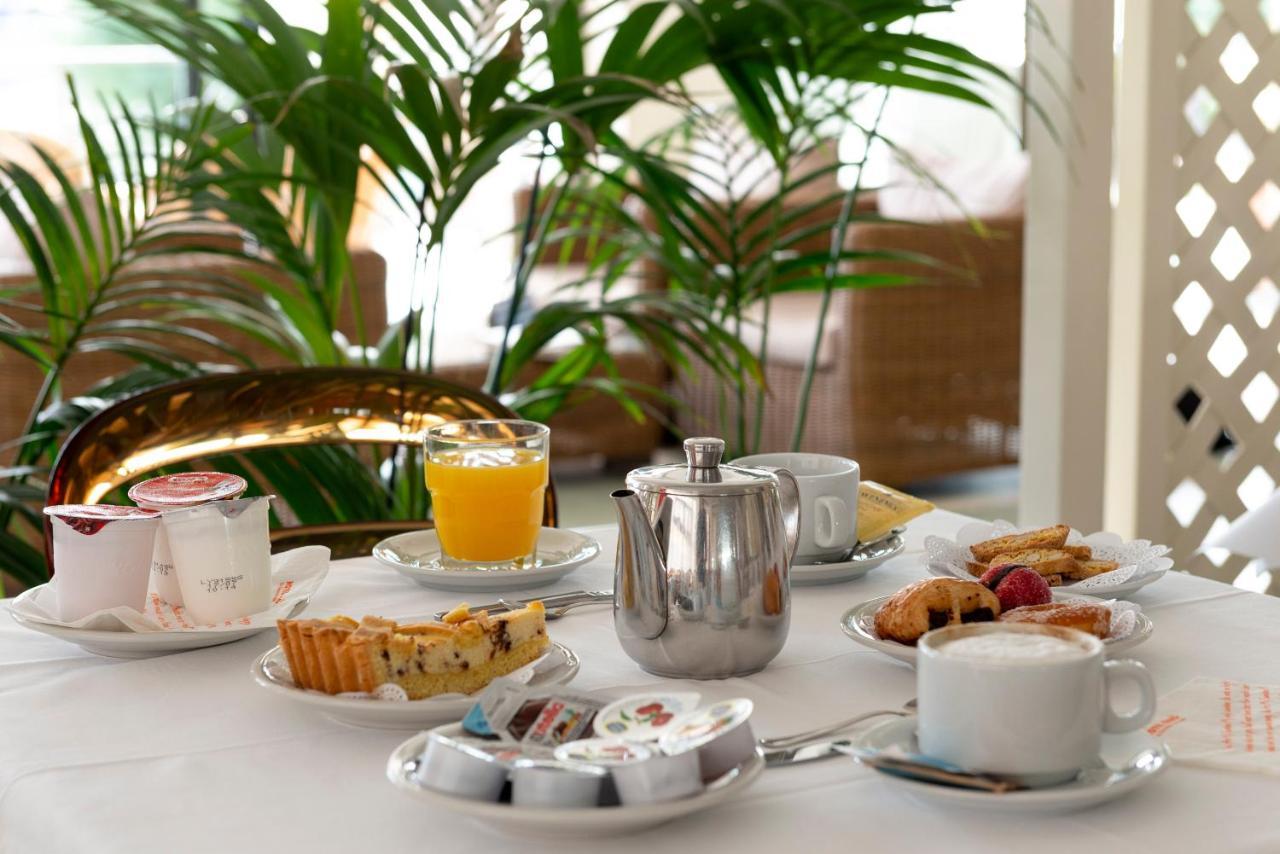 Hotel Dino San Benedetto del Tronto Extérieur photo